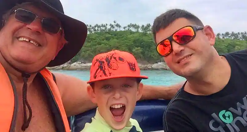 Phi Phi Island Tour from Phuket - Maya Bay Phi Phi Island tour by speedboat package